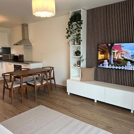 Suite Alya Appartement Proche Disneyland 마그니 르 홍그르 외부 사진
