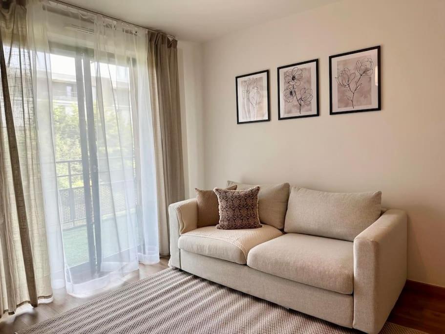 Suite Alya Appartement Proche Disneyland 마그니 르 홍그르 외부 사진