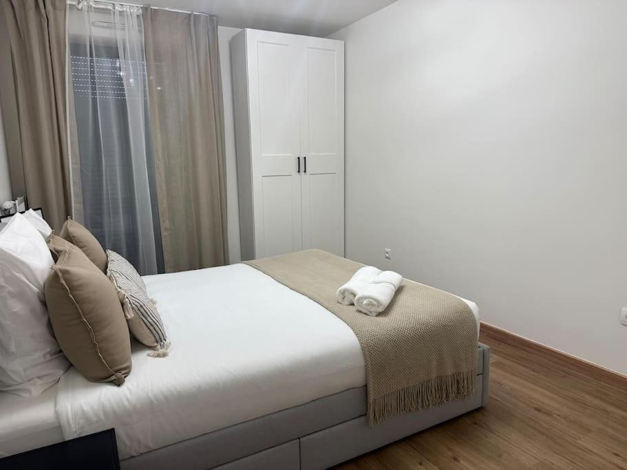 Suite Alya Appartement Proche Disneyland 마그니 르 홍그르 외부 사진