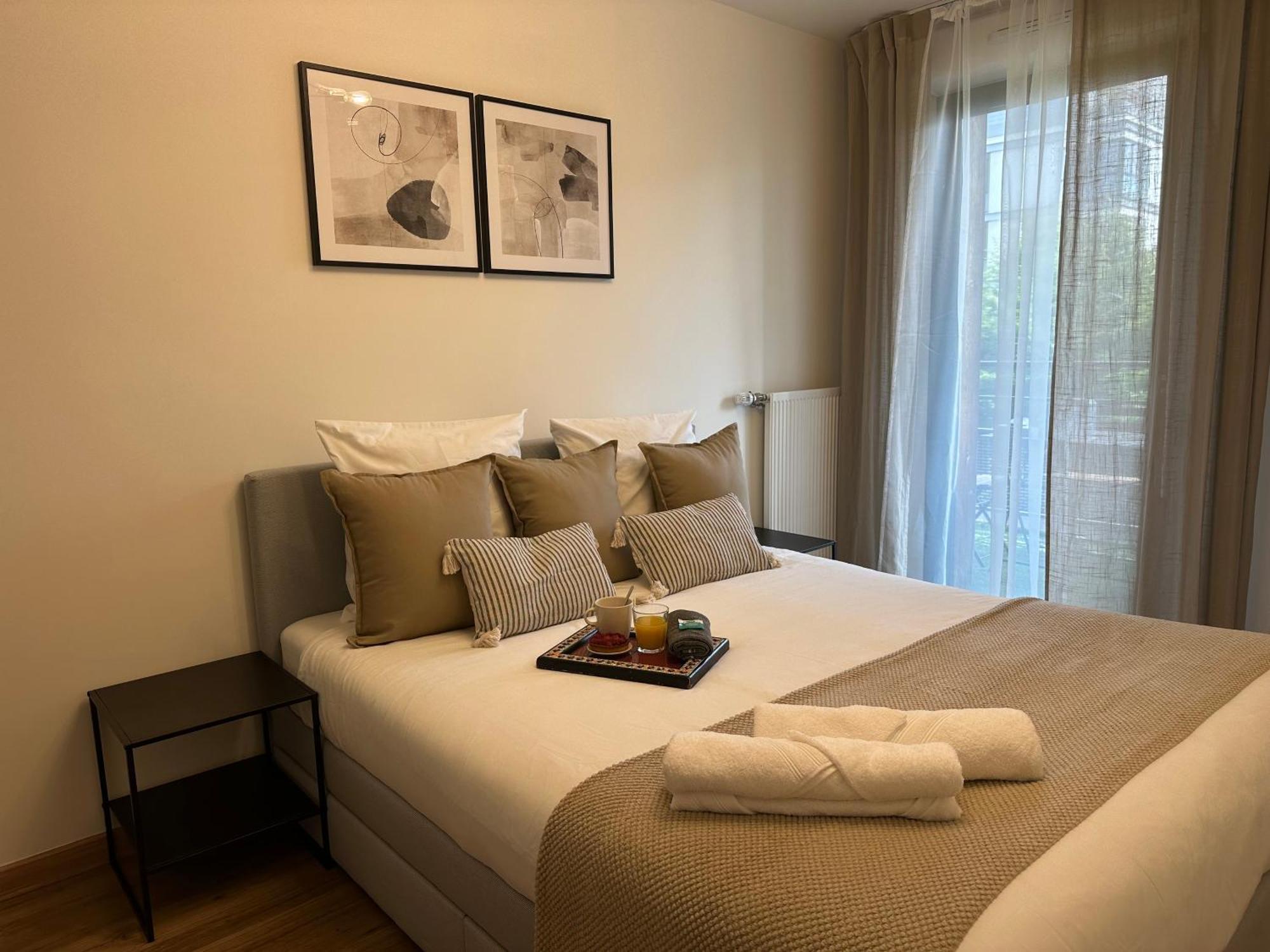 Suite Alya Appartement Proche Disneyland 마그니 르 홍그르 외부 사진