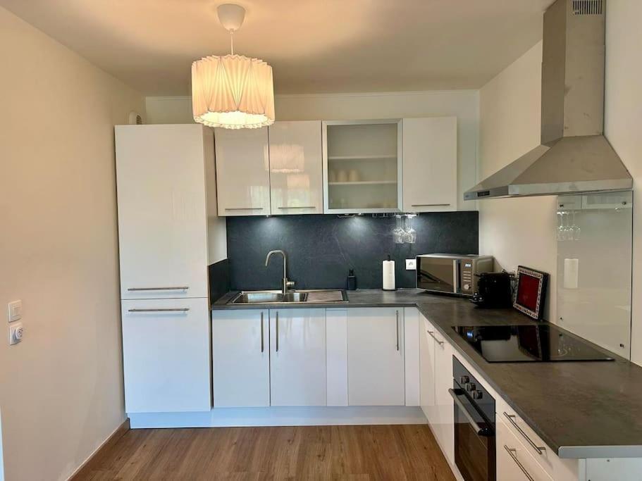 Suite Alya Appartement Proche Disneyland 마그니 르 홍그르 외부 사진