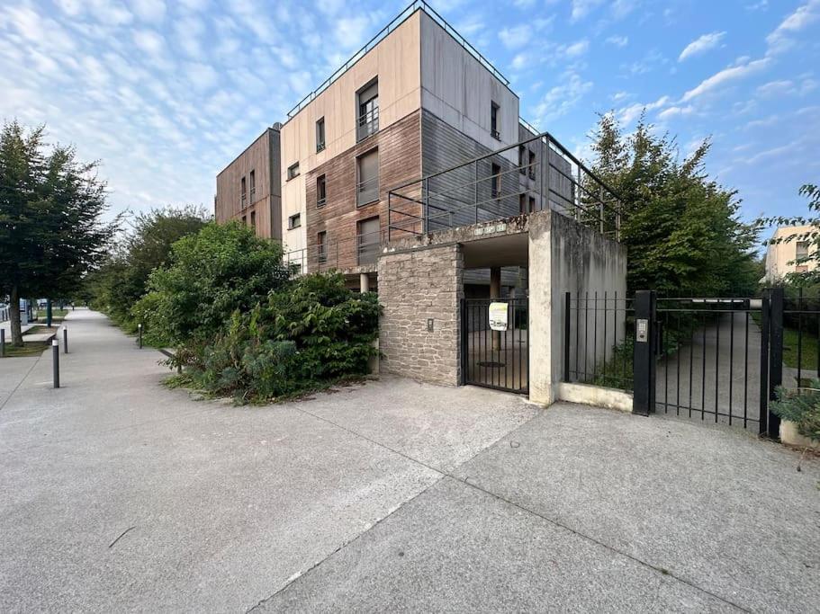 Suite Alya Appartement Proche Disneyland 마그니 르 홍그르 외부 사진