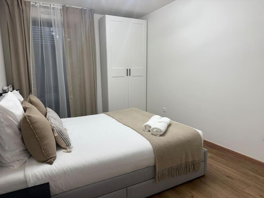 Suite Alya Appartement Proche Disneyland 마그니 르 홍그르 외부 사진