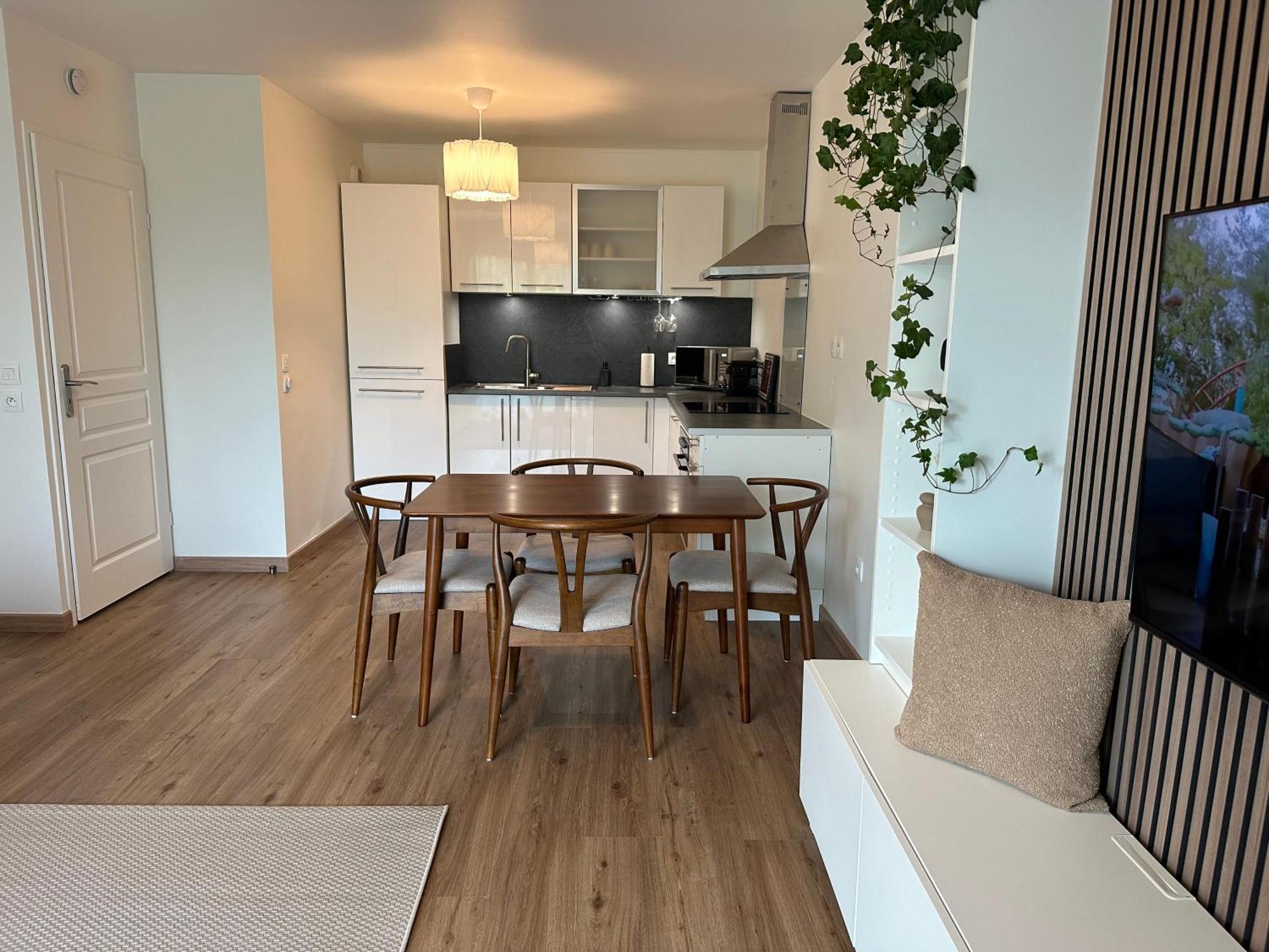 Suite Alya Appartement Proche Disneyland 마그니 르 홍그르 외부 사진